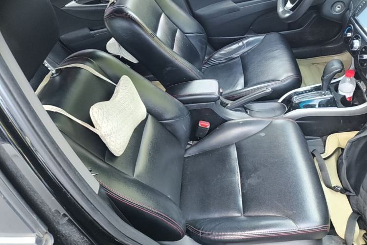 Used Honda Crider 2015 1.8L automatic comfort version Right Front Seat