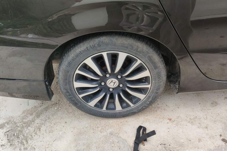 Used Honda Crider 2015 1.8L automatic comfort version Right Rear Wheel Hub