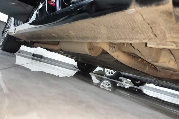 Used Honda Crider 2015 1.8L automatic luxury edition Right Side Sill