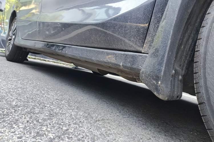 Used Honda Crider 2015 1.8L automatic comfort version Right Side Sill