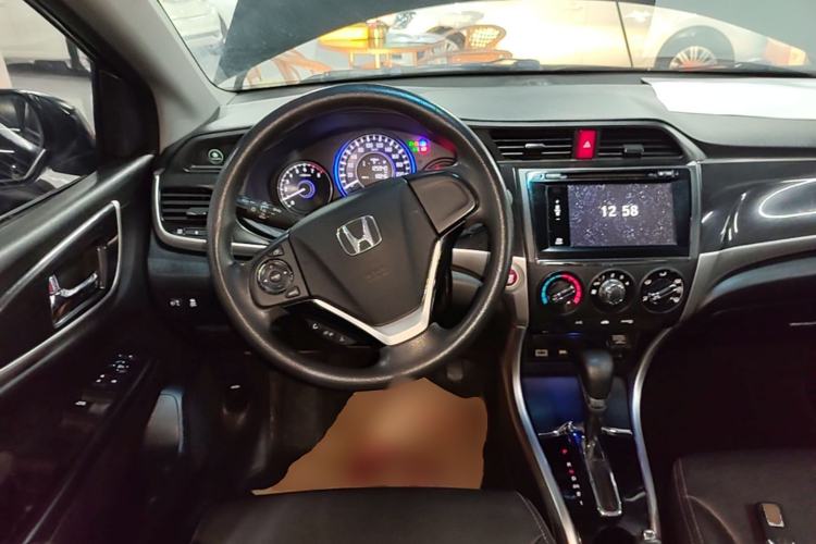 Used Honda Crider 2015 1.8L automatic luxury edition Steering Wheel
