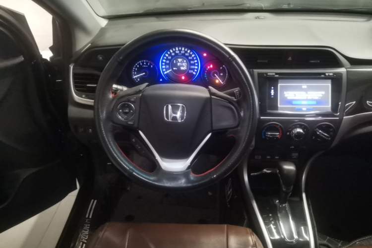 Used Honda Crider 2015 1.8L automatic luxury edition Steering Wheel