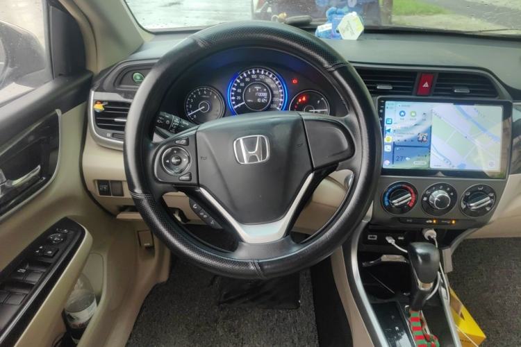 Used Honda Crider 2015 1.8L Automatic Ultra-Configured Limited Edition Steering Wheel