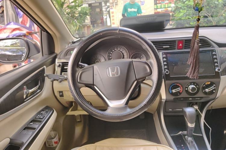 Used Honda Crider 2015 1.8L automatic comfort version Steering Wheel