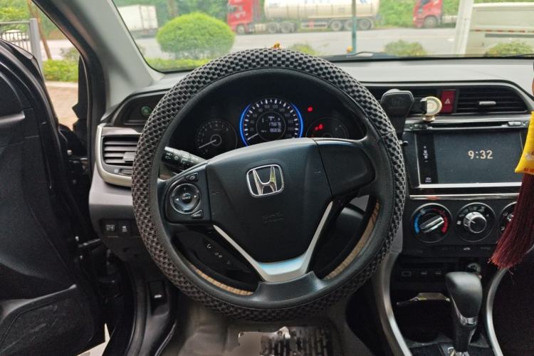 Used Honda Crider 2015 1.8L automatic luxury edition Steering Wheel