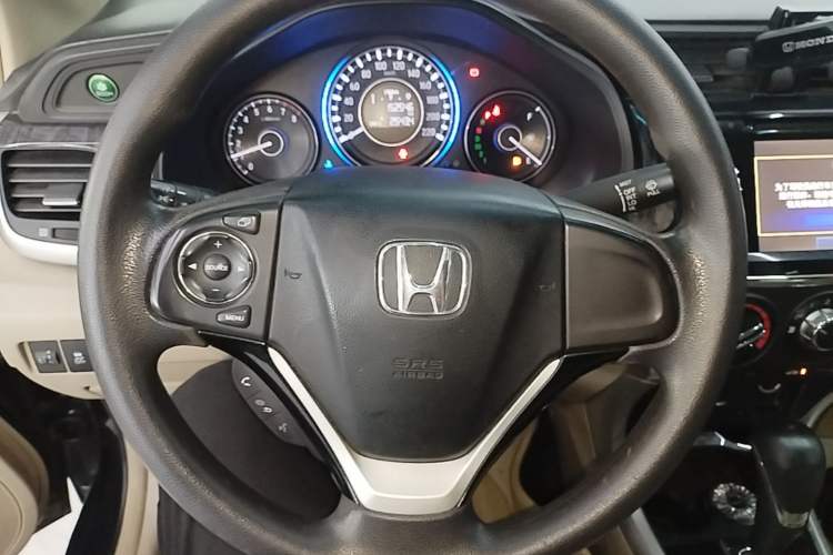 Used Honda Crider 2015 1.8L automatic luxury edition Steering Wheel