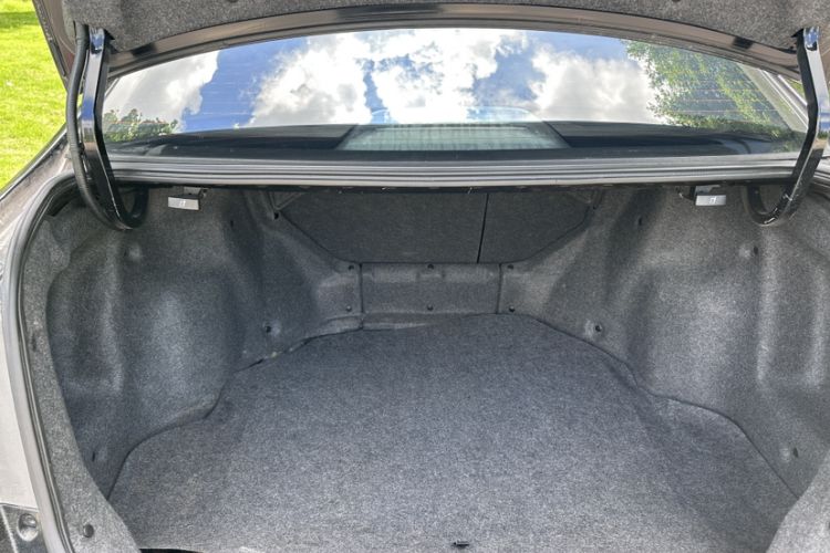 Used Honda Crider 2015 1.8L automatic comfort version Trunk