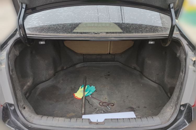 Used Honda Crider 2015 1.8L automatic luxury edition Trunk