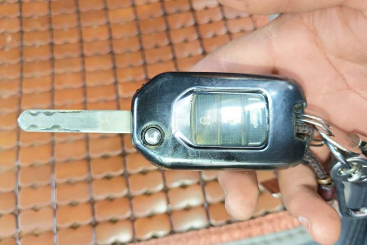 Used Honda Crider 2015 1.8L automatic comfort version Vehicle Key