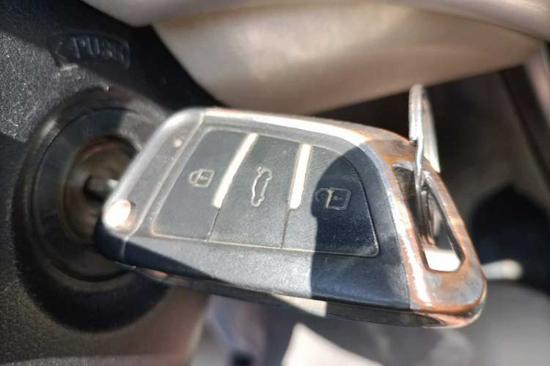 Used Honda Crider 2015 1.8L automatic comfort version Vehicle Key