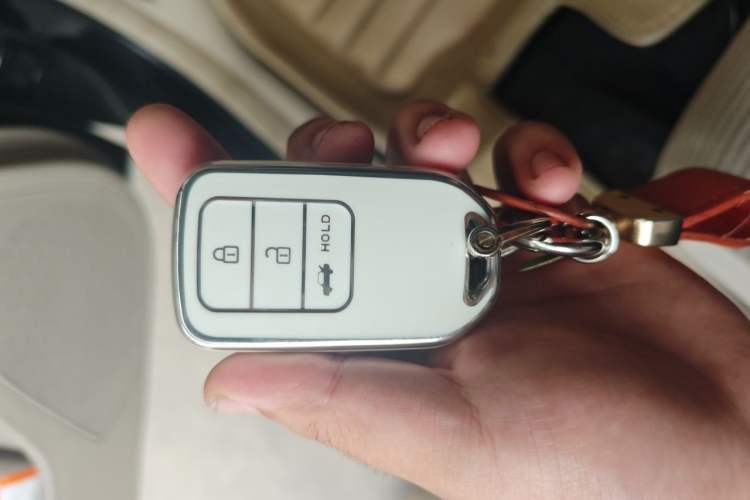 Used Honda Crider 2015 1.8L Automatic Ultra-Configured Limited Edition Vehicle Key
