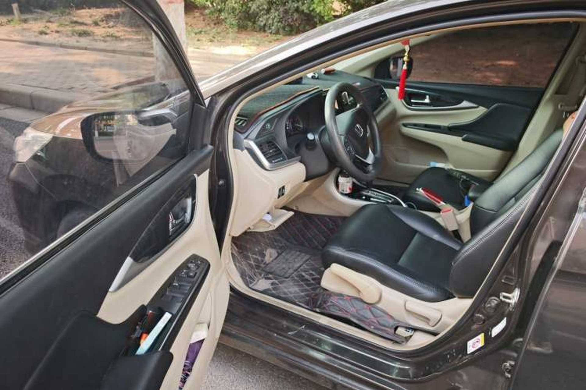 Used Honda Crider 2015 1.8L automatic luxury edition Driver Seat