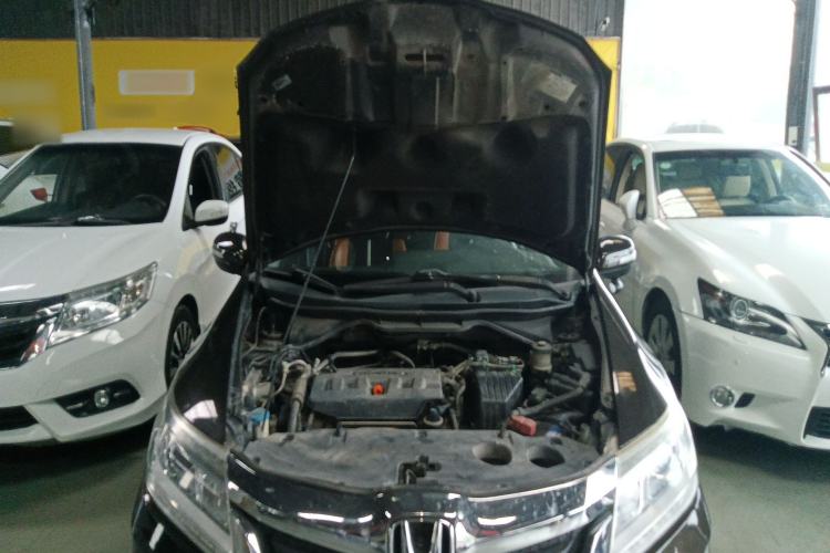 Used Honda Crider 2015 1.8L automatic luxury edition Engine Bay