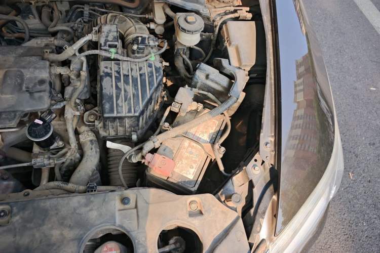 Used Honda Crider 2015 1.8L automatic luxury edition Engine Bay Left