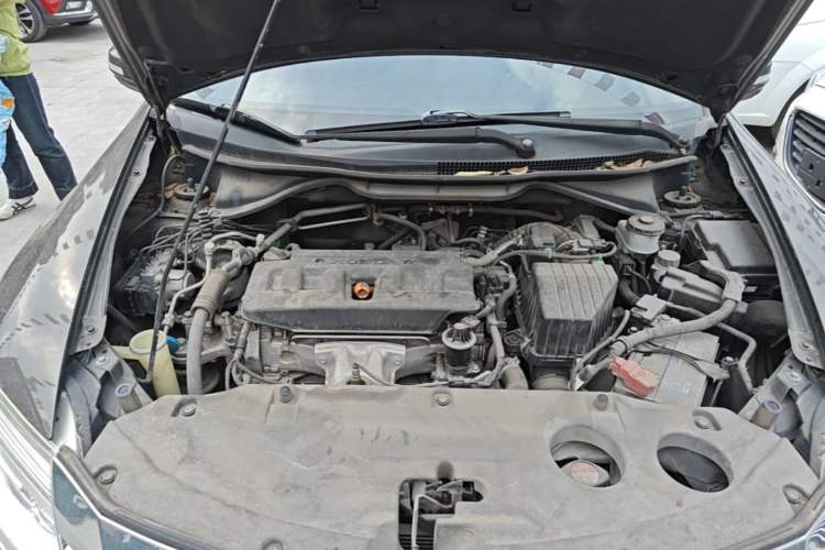 Used Honda Crider 2015 1.8L manual Comfort version Engine Bay