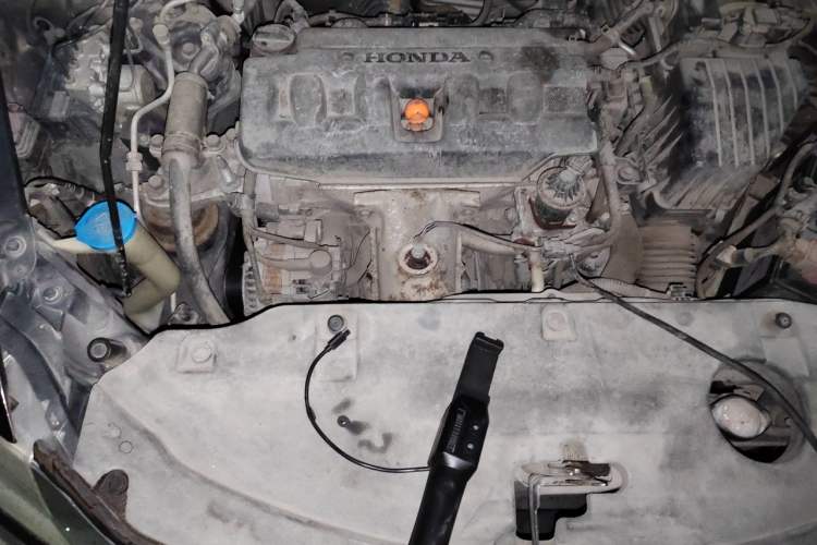 Used Honda Crider 2015 1.8L automatic comfort version Engine Bay Right
