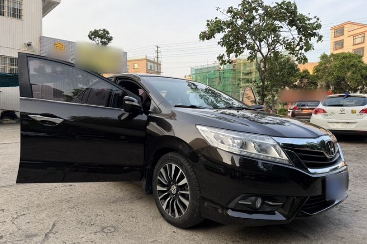 Used Honda Crider 2015 1.8L automatic comfort version Exterior 6