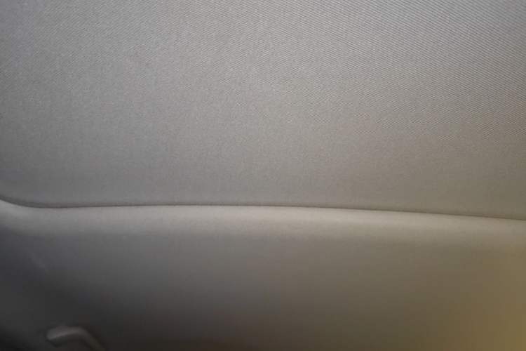 Used Honda Crider 2015 1.8L automatic luxury edition Headliner