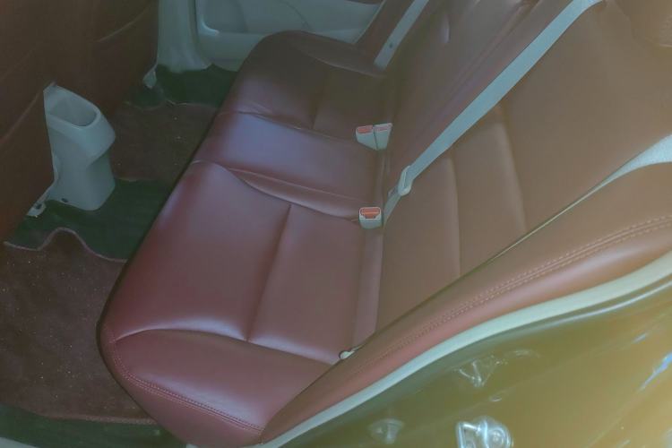 Used Honda Crider 2015 1.8L automatic luxury edition Left Rear Seat