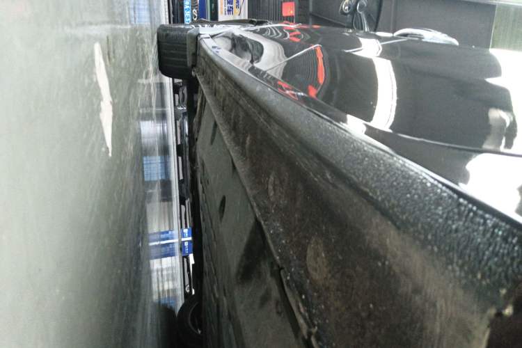 Used Honda Crider 2015 1.8L automatic luxury edition Left Side Sill