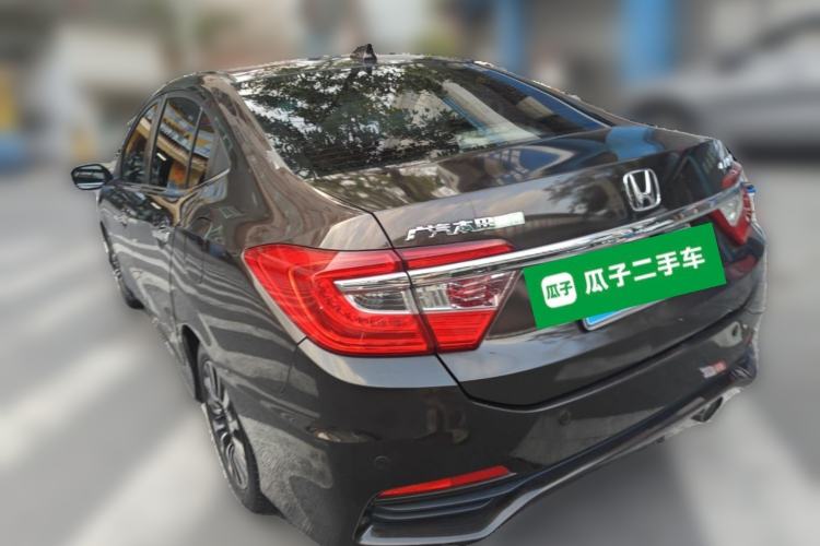 Used Honda Crider 2015 1.8L automatic luxury edition Rear Left 45 Deg