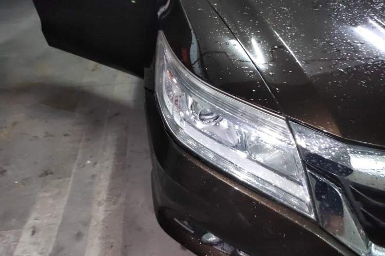 Used Honda Crider 2015 1.8L automatic comfort version Right Front Headlight