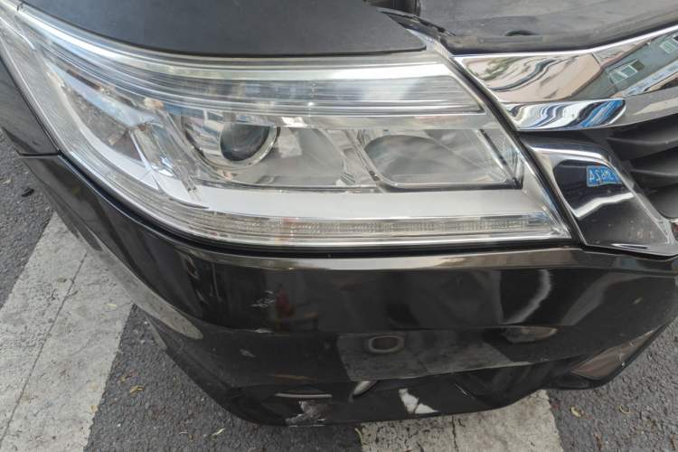 Used Honda Crider 2015 1.8L automatic luxury edition Right Front Headlight