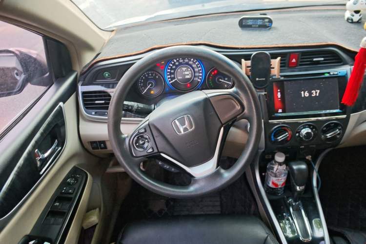 Used Honda Crider 2015 1.8L automatic luxury edition Steering Wheel