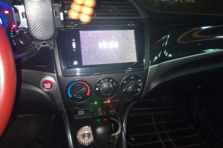 Used Honda Crider 2015 1.8L automatic luxury edition Audio And AC Panel
