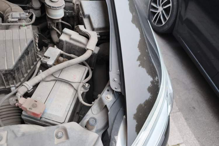 Used Honda Crider 2015 1.8L automatic luxury edition Engine Bay Left