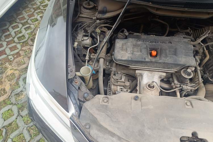 Used Honda Crider 2015 1.8L automatic luxury edition Engine Bay Right