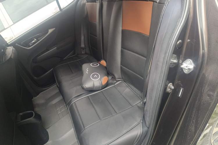 Used Honda Crider 2015 1.8L automatic luxury edition Left Rear Seat