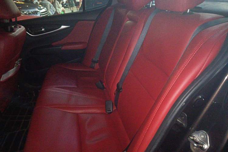 Used Honda Crider 2015 1.8L automatic luxury edition Left Rear Seat
