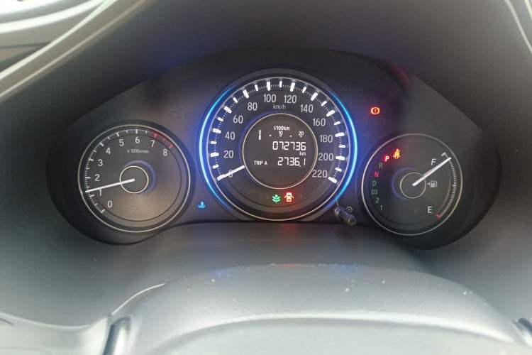 Used Honda Crider 2015 1.8L automatic luxury edition Odometer Close Up