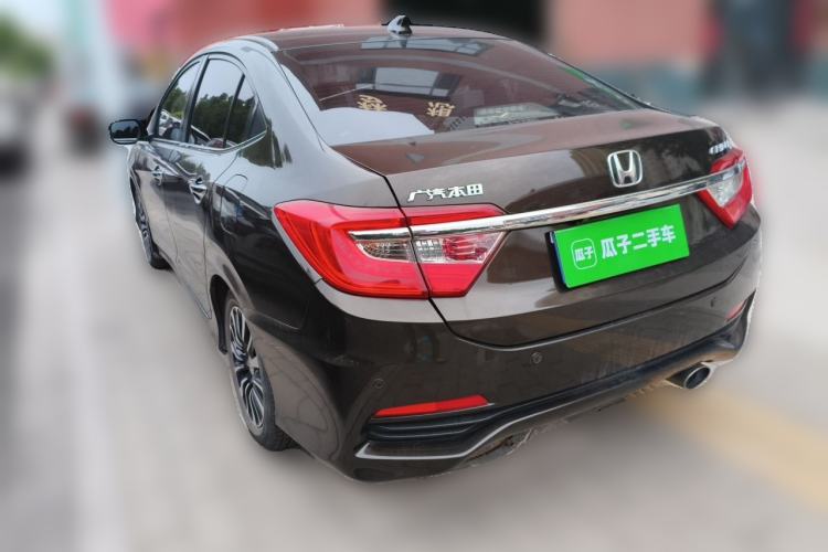 Used Honda Crider 2015 1.8L automatic luxury edition Rear Left 45 Deg