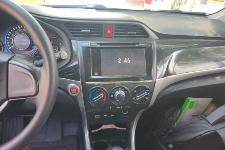 Used Honda Crider 2015 1.8L manual luxury version Audio And AC Panel