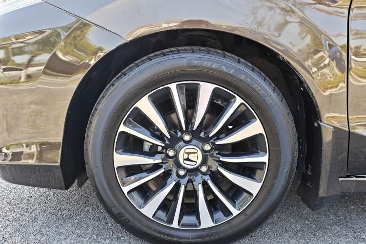 Used Honda Crider 2015 1.8L Automatic Flagship Edition Exterior 10