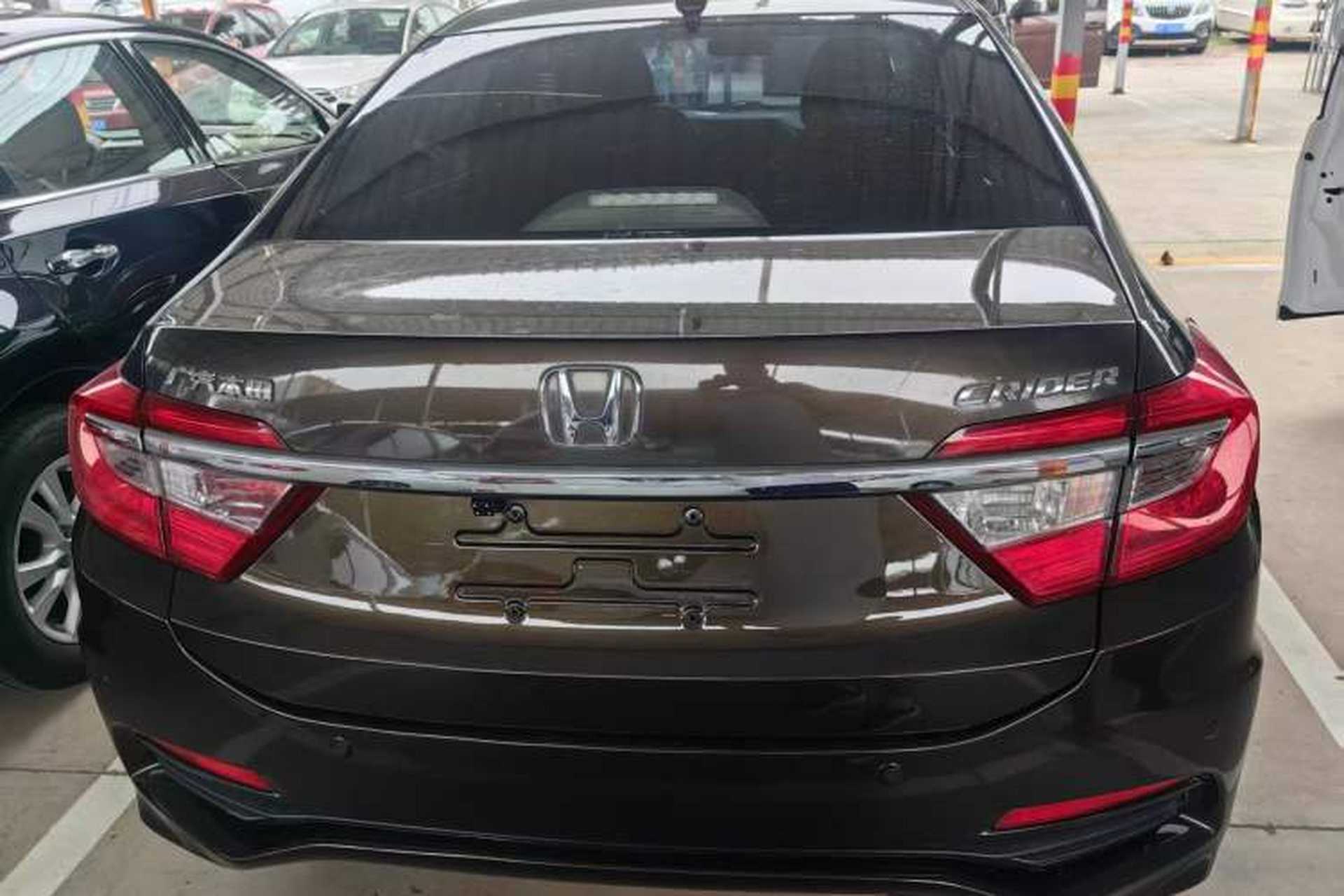 Used Honda Crider 2015 1.8L automatic luxury edition Exterior 4