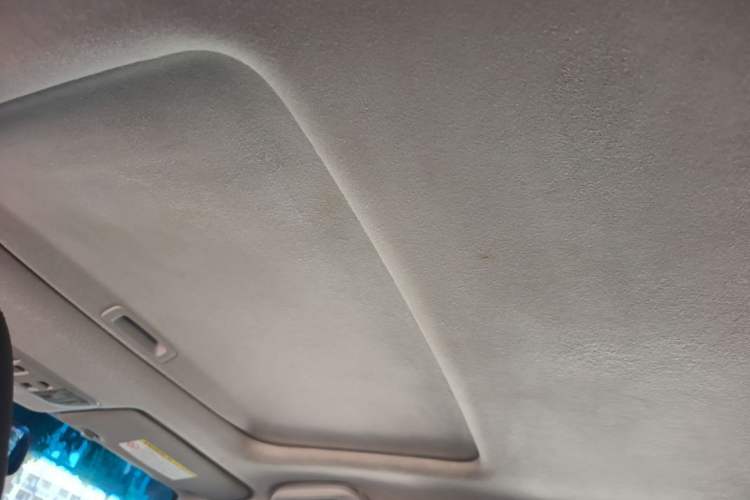 Used Honda Crider 2015 1.8L manual luxury version Headliner
