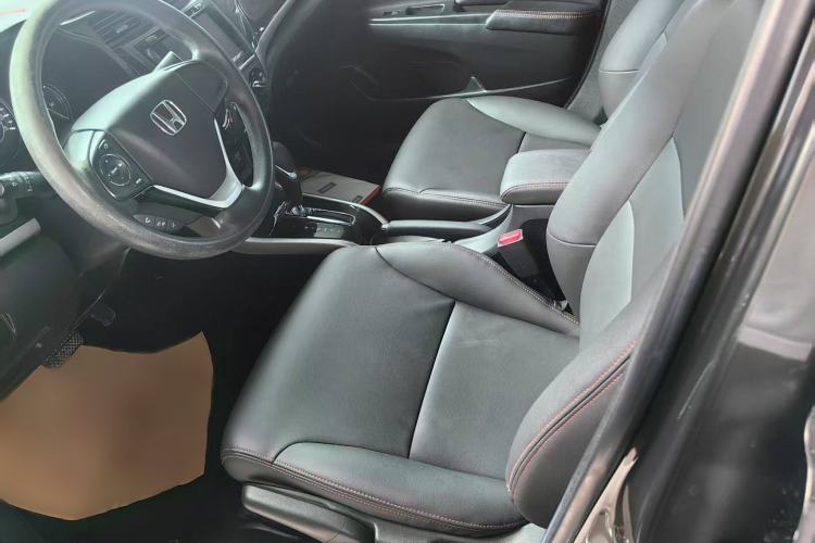 Used Honda Crider 2015 1.8L automatic luxury edition Interior 1