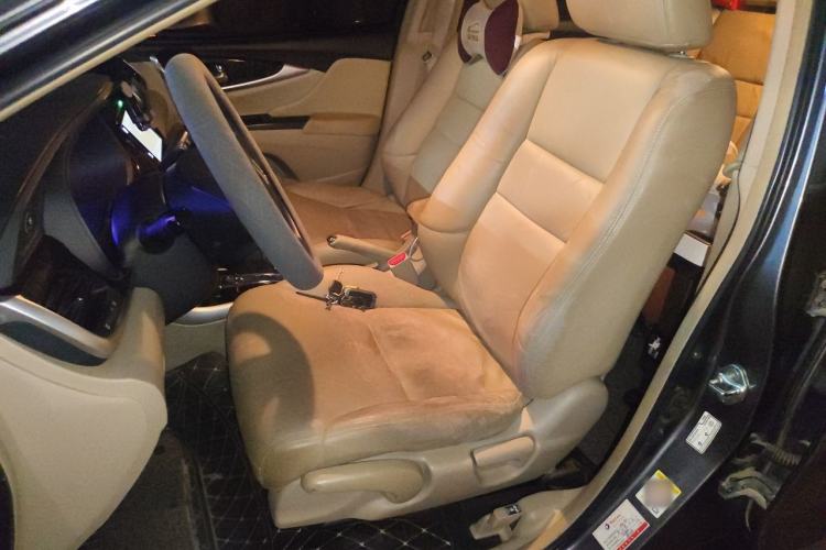 Used Honda Crider 2015 1.8L automatic luxury edition Left Front Seat