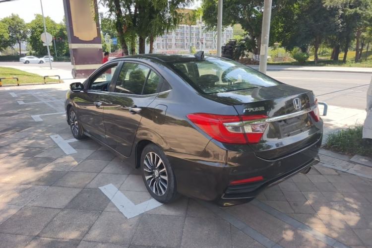 Used Honda Crider 2015 1.8L manual luxury version Rear Left 45 Deg