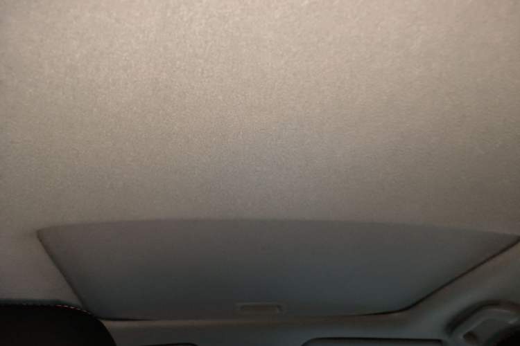 Used Honda Crider 2015 1.8L automatic luxury edition Headliner