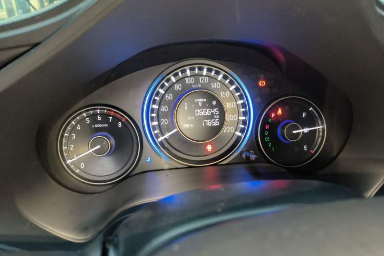 Used Honda Crider 2015 1.8L automatic luxury edition Instrument Cluster