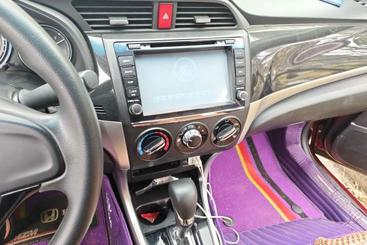 Used Honda Crider 2015 1.8L automatic comfort version Audio And AC Panel