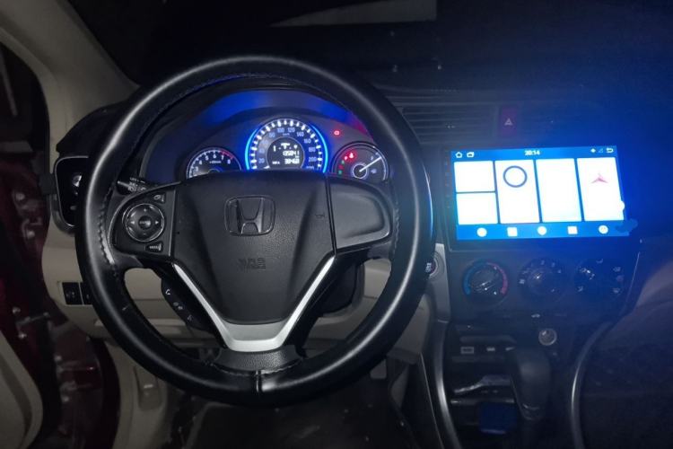 Used Honda Crider 2015 1.8L automatic luxury edition Center Console
