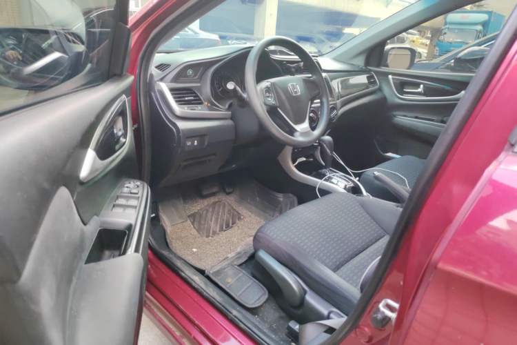Used Honda Crider 2015 1.8L automatic luxury edition Driver Seat
