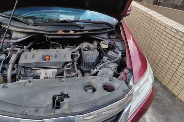 Used Honda Crider 2015 1.8L automatic luxury edition Engine Bay Left