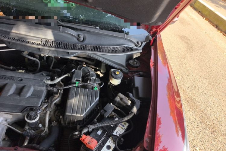 Used Honda Crider 2015 1.8L automatic luxury edition Engine Bay Left