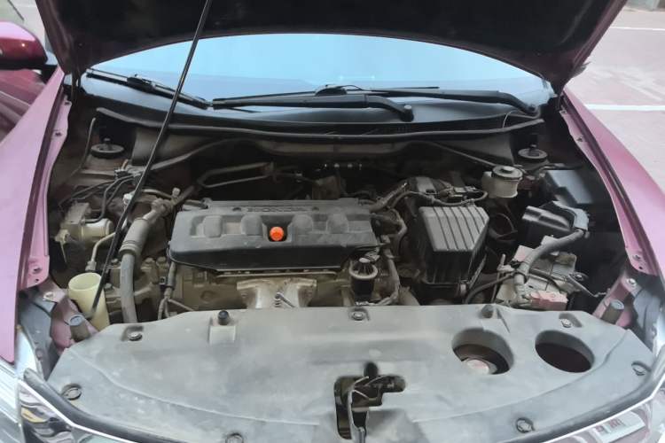 Used Honda Crider 2015 1.8L automatic luxury edition Engine Bay